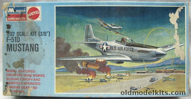 Monogram 1/32 F-51D (P-51D) Mustang with Retracing Gear and Dropping Bombs - Blue Box Issue, 6847 plastic model kit